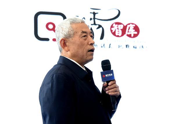 北京永秀智库理事长，西北大学经济管理学院教授、博导白永秀