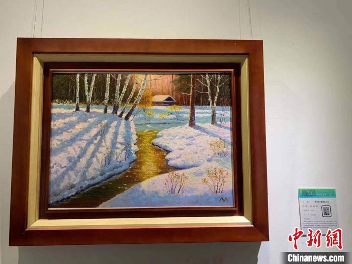 参展的作品。　刘锡菊 摄